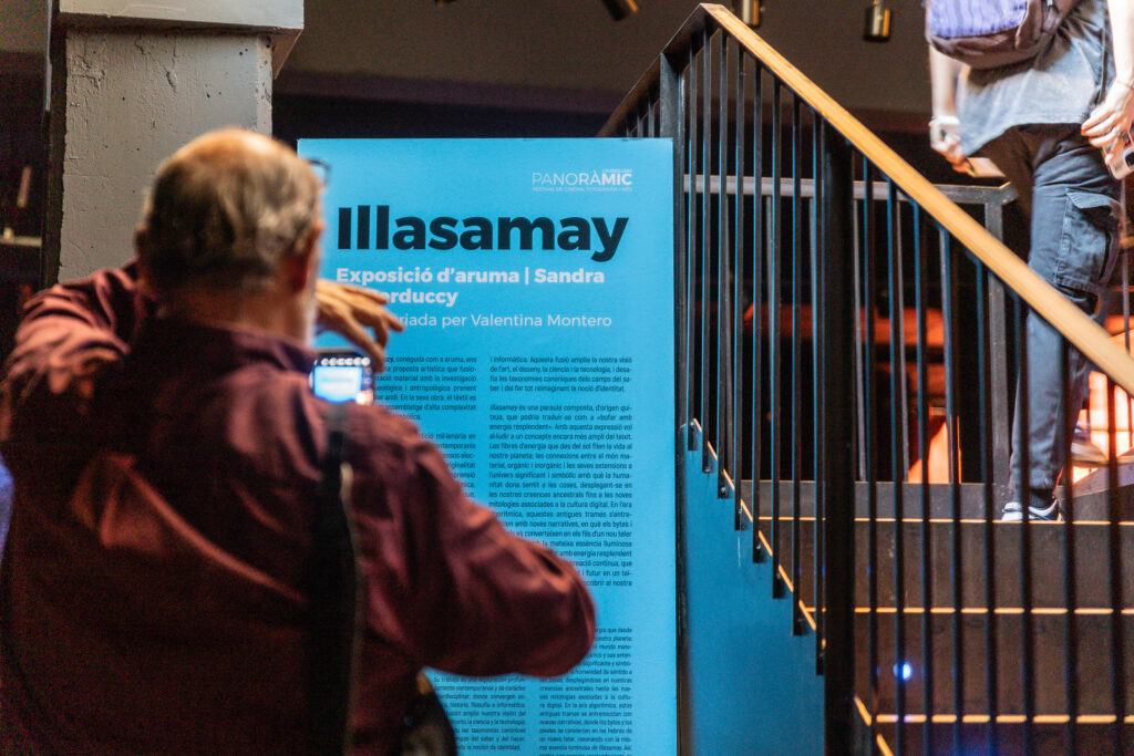 Illasamay. Exposición de aruma – Sandra De Berduccy en Festival Panoràmic de Barcelona.